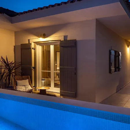 Villa Anthos *