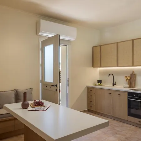 Villa Anthos *